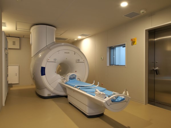 MRI装置 Prodiva 1.5T (FHILIPS)
